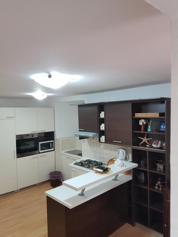 Karla Babic Appartement Senj  Buitenkant foto